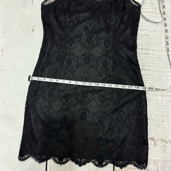 ARMANI EXCHANGE black lace with sateen underlay sheath dress in size 6 EUC - Picture 3 of 16